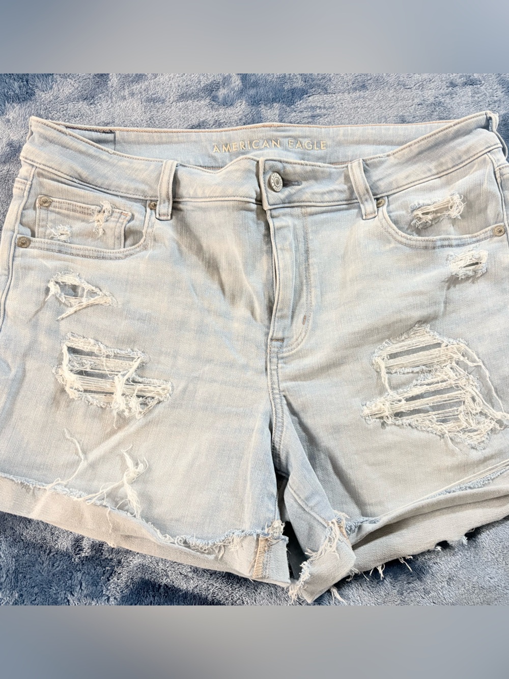 EUC 14 Midi American Eagle Outfitters Light Blue Denim Shorts